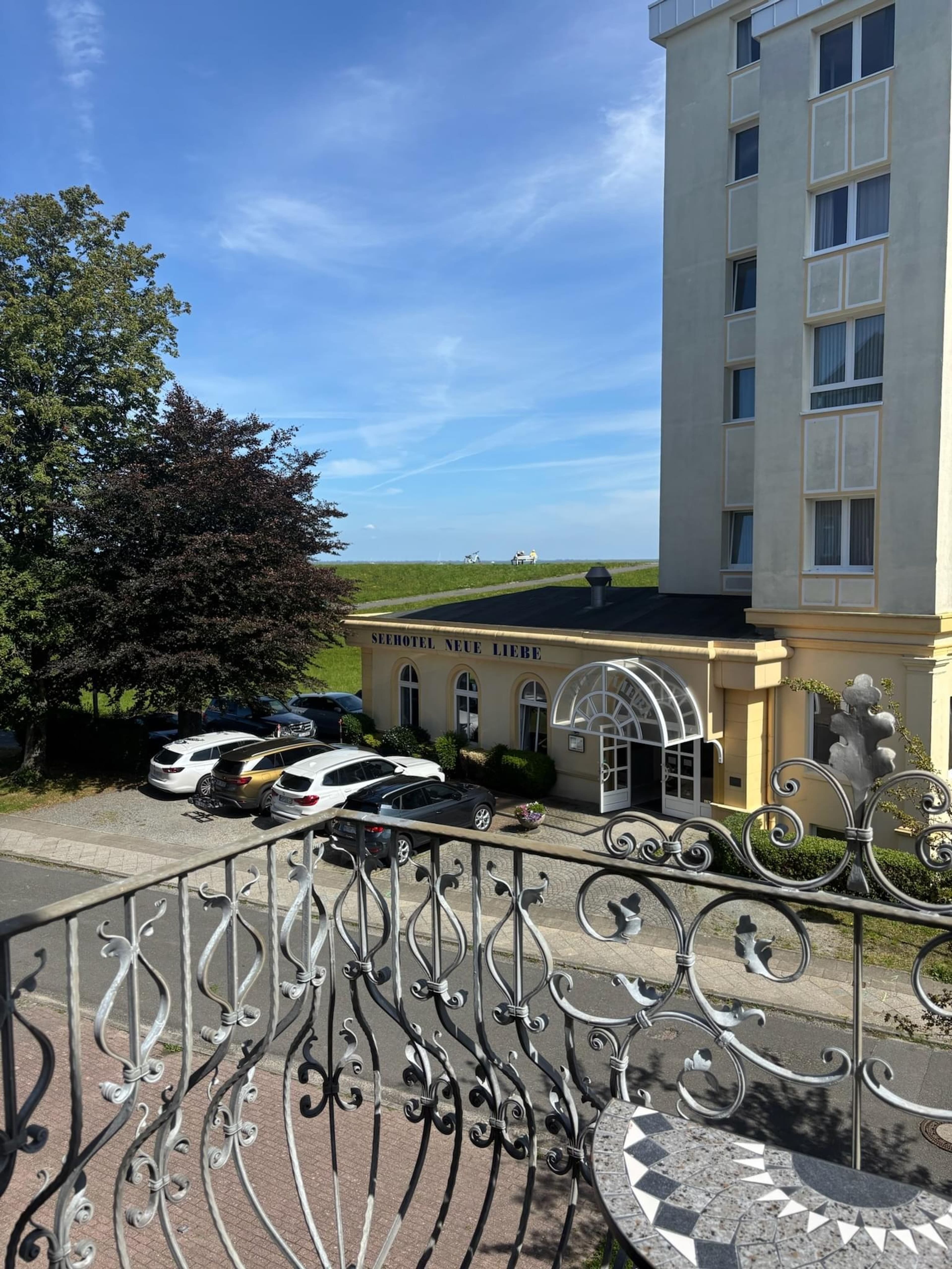 Apartment Bake9 - Tide